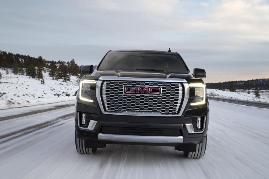  GMC Yukon Denali 2020 года  (фото 12 из 31)